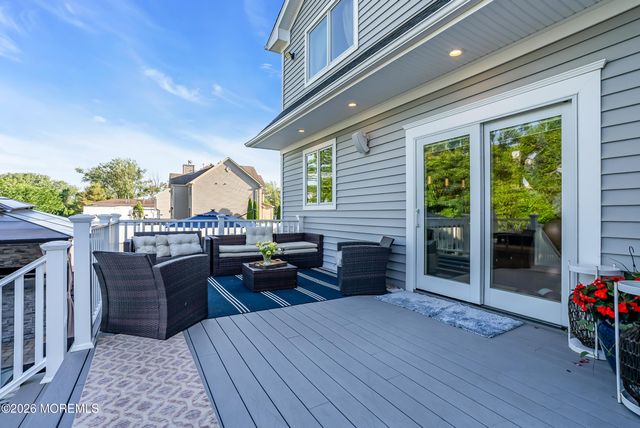 243 Overbrook Avenue, Oakhurst, NJ 07755