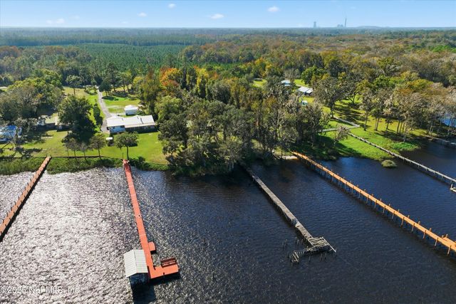 472 CEDAR CREEK Road, Palatka, FL 32177