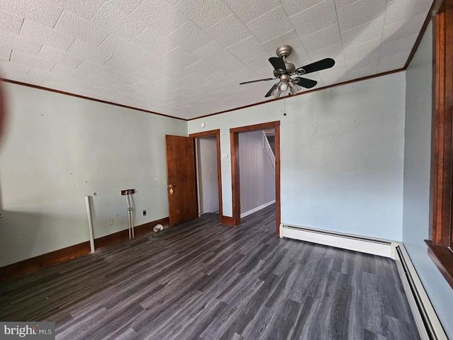 69 N WATER ST, Lititz, PA 17543