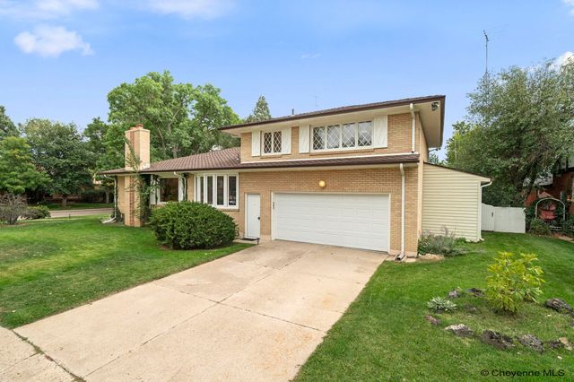 3420 CAPITOL AVE, Cheyenne, WY 82001