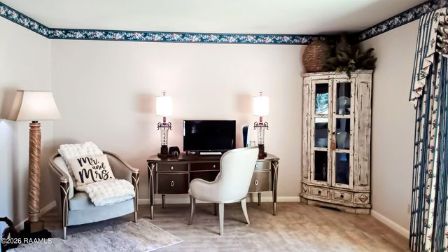 905 Loreauville Road, New Iberia, LA 70563