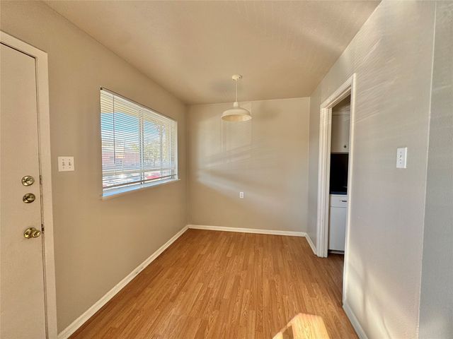 1112 Eagle Drive 5, Denton, TX 76201