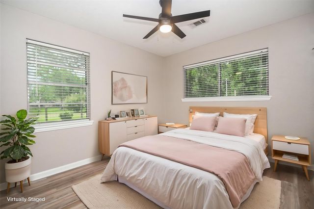 16902 Berry Road, Pearland, TX 77584