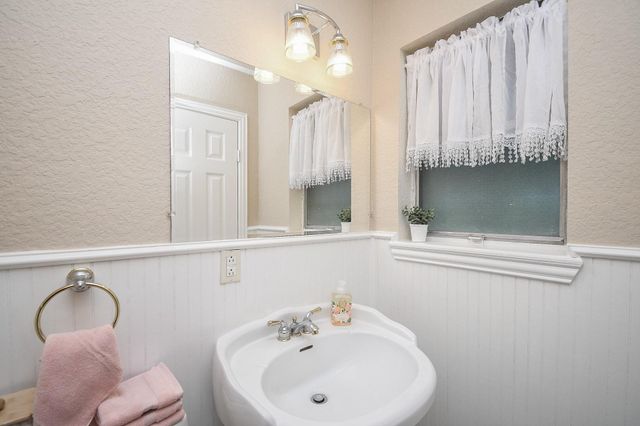 16902 Berry Road, Pearland, TX 77584
