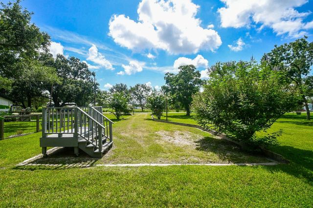 16902 Berry Road, Pearland, TX 77584