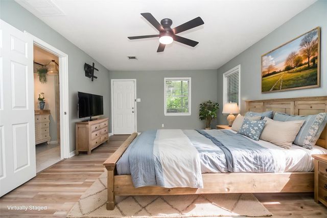 16902 Berry Road, Pearland, TX 77584