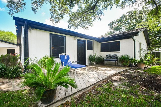 16902 Berry Road, Pearland, TX 77584