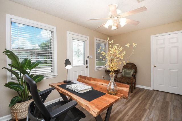 16902 Berry Road, Pearland, TX 77584