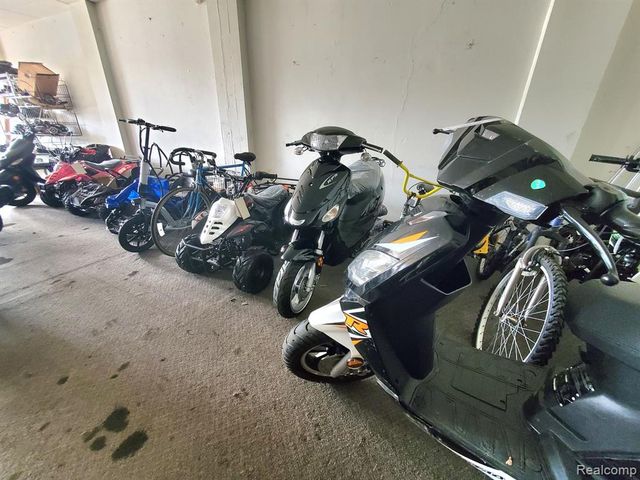 3123 S Wayne Road, Wayne, MI 48184