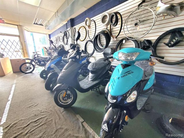 3123 S Wayne Road, Wayne, MI 48184