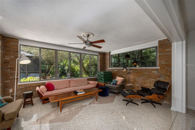 415 NW 32ND STREET, Gainesville, FL 32607