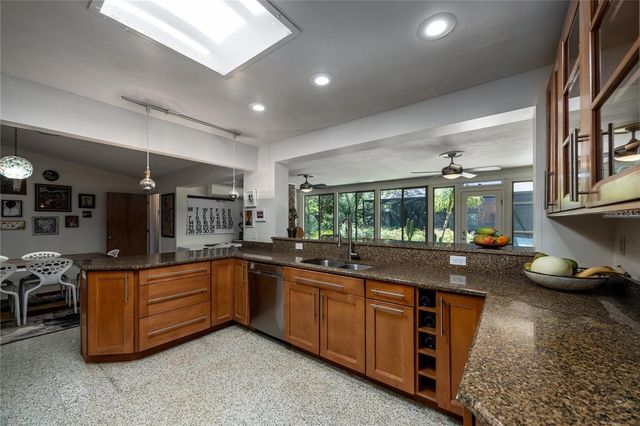 415 NW 32ND STREET, Gainesville, FL 32607