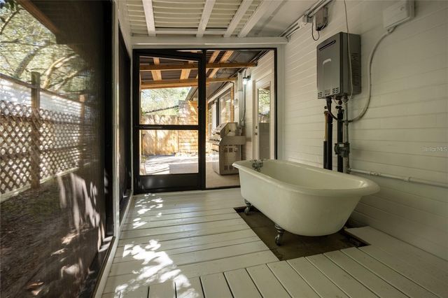 415 NW 32ND STREET, Gainesville, FL 32607