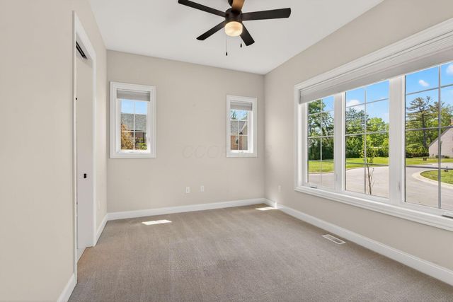 130 Barrington Place, Powell, OH 43065