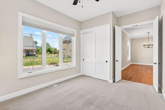 130 Barrington Place, Powell, OH 43065