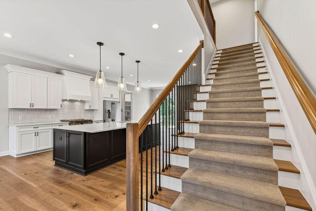 130 Barrington Place, Powell, OH 43065