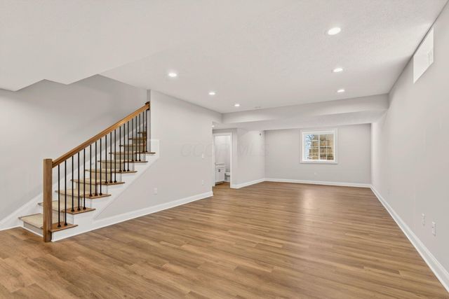 130 Barrington Place, Powell, OH 43065
