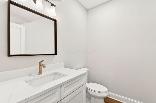 130 Barrington Place, Powell, OH 43065