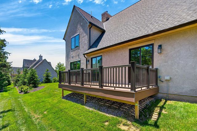 130 Barrington Place, Powell, OH 43065