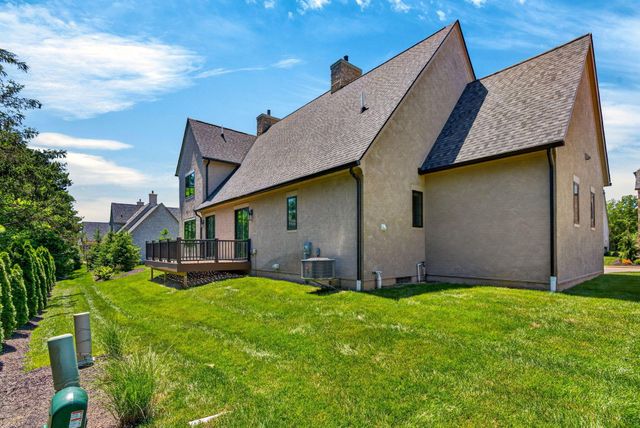 130 Barrington Place, Powell, OH 43065