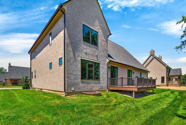 130 Barrington Place, Powell, OH 43065