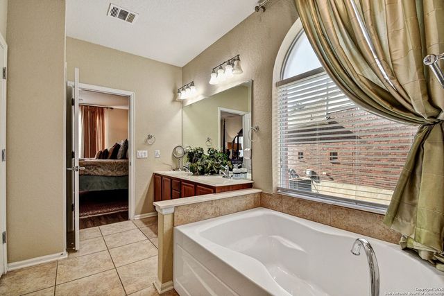 1210 Wilder Pond, San Antonio, TX 78260