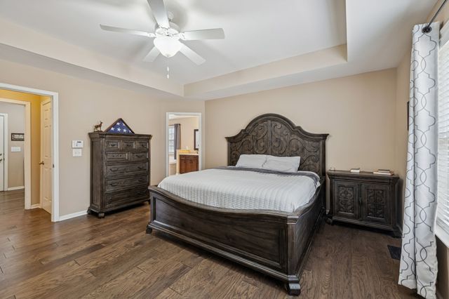 1676 Center Star Rd, Columbia, TN 38401