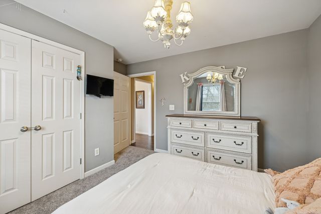 1676 Center Star Rd, Columbia, TN 38401