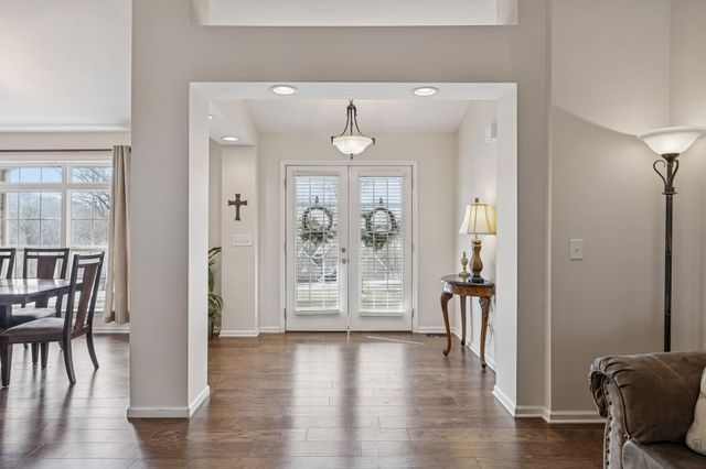 1676 Center Star Rd, Columbia, TN 38401