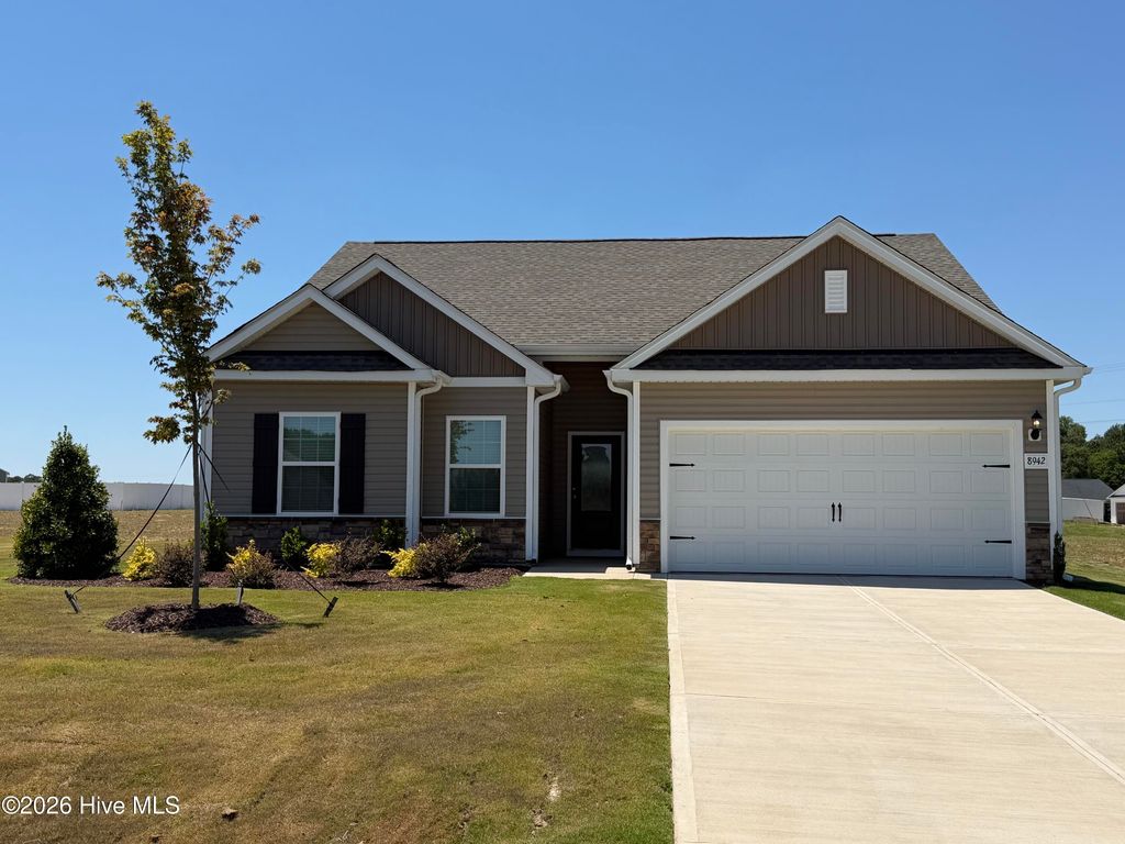 8942 Ava Drive, Bailey, NC 27807