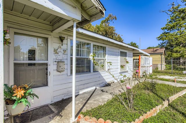 9711 Marydel Street, Houston, TX 77076