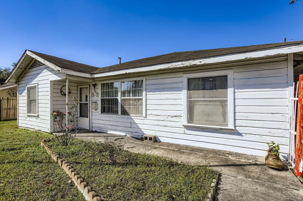 9711 Marydel Street, Houston, TX 77076