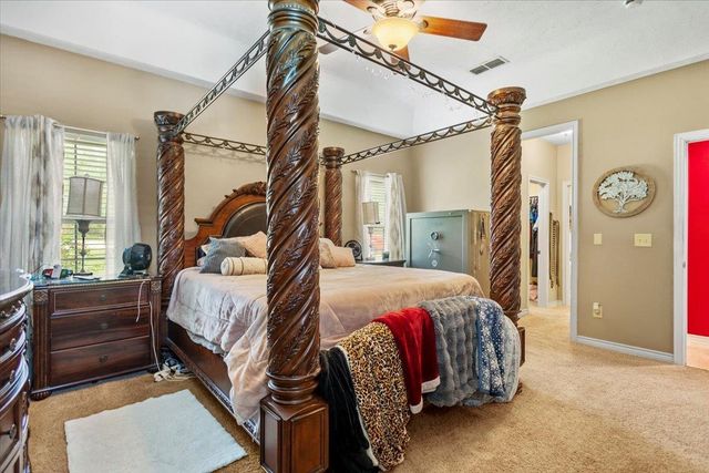 3 Chase Creek Drive, Henderson, TX 75652