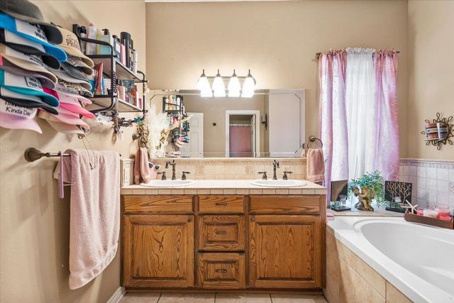 3 Chase Creek Drive, Henderson, TX 75652