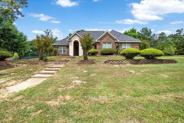 3 Chase Creek Drive, Henderson, TX 75652