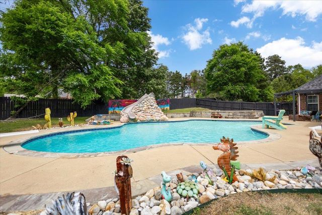 3 Chase Creek Drive, Henderson, TX 75652