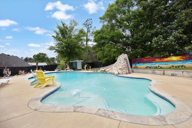3 Chase Creek Drive, Henderson, TX 75652