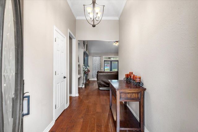 3 Chase Creek Drive, Henderson, TX 75652