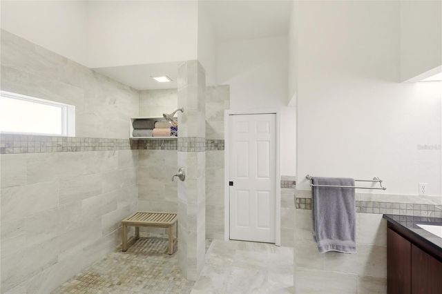 12806 7TH AVENUE NE, Bradenton, FL 34212