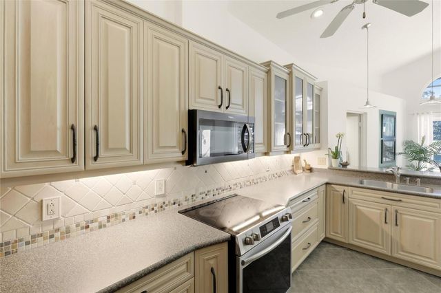 12806 7TH AVENUE NE, Bradenton, FL 34212