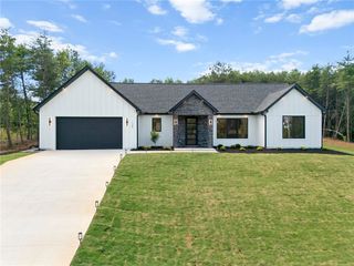 126 Brady Drive, Anderson, SC 29626