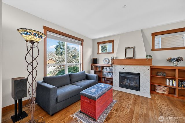 12295 15th Avenue SW, Burien, WA 98146