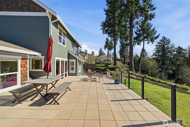 12295 15th Avenue SW, Burien, WA 98146