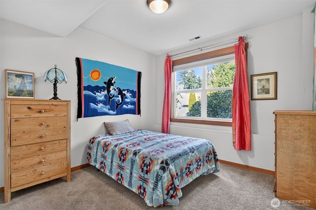 12295 15th Avenue SW, Burien, WA 98146
