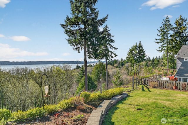 12295 15th Avenue SW, Burien, WA 98146