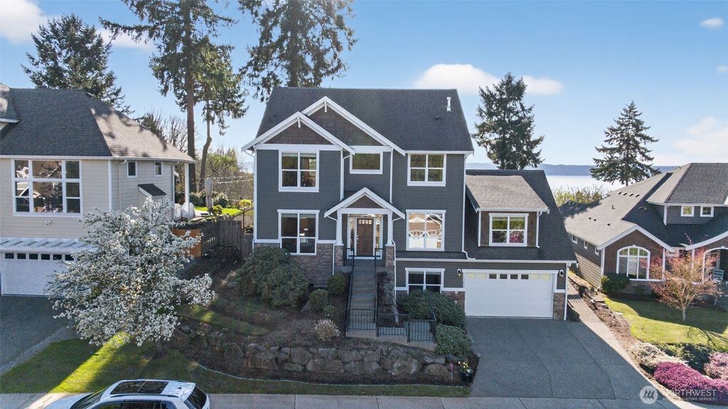 12295 15th Avenue SW, Burien, WA 98146