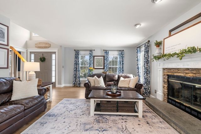 245 Perryville Rd, Rehoboth, MA 02769