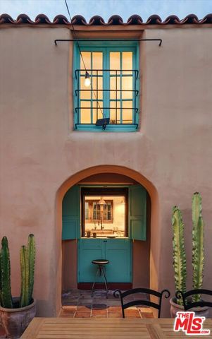 2414 4th Avenue, Los Angeles, CA 90018