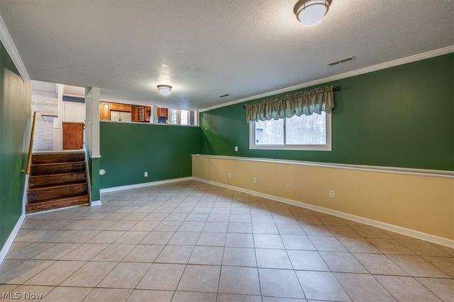 8201 Royalview Drive, Parma, OH 44129