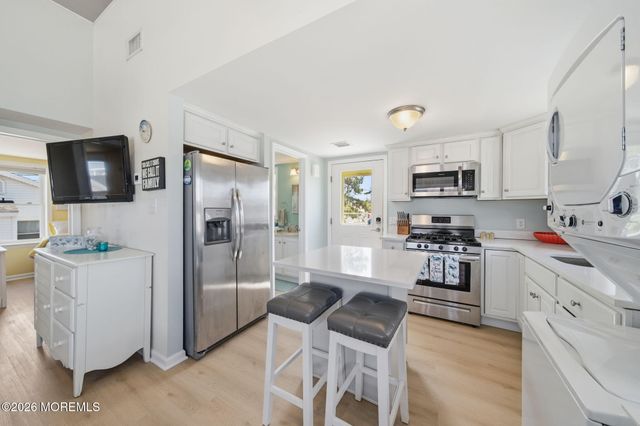 105 W Dune Way, Lavallette, NJ 08735